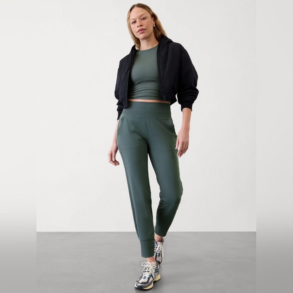 Athleta | NWT Venice High Rise Jogger, MEDIUM Emerald Green